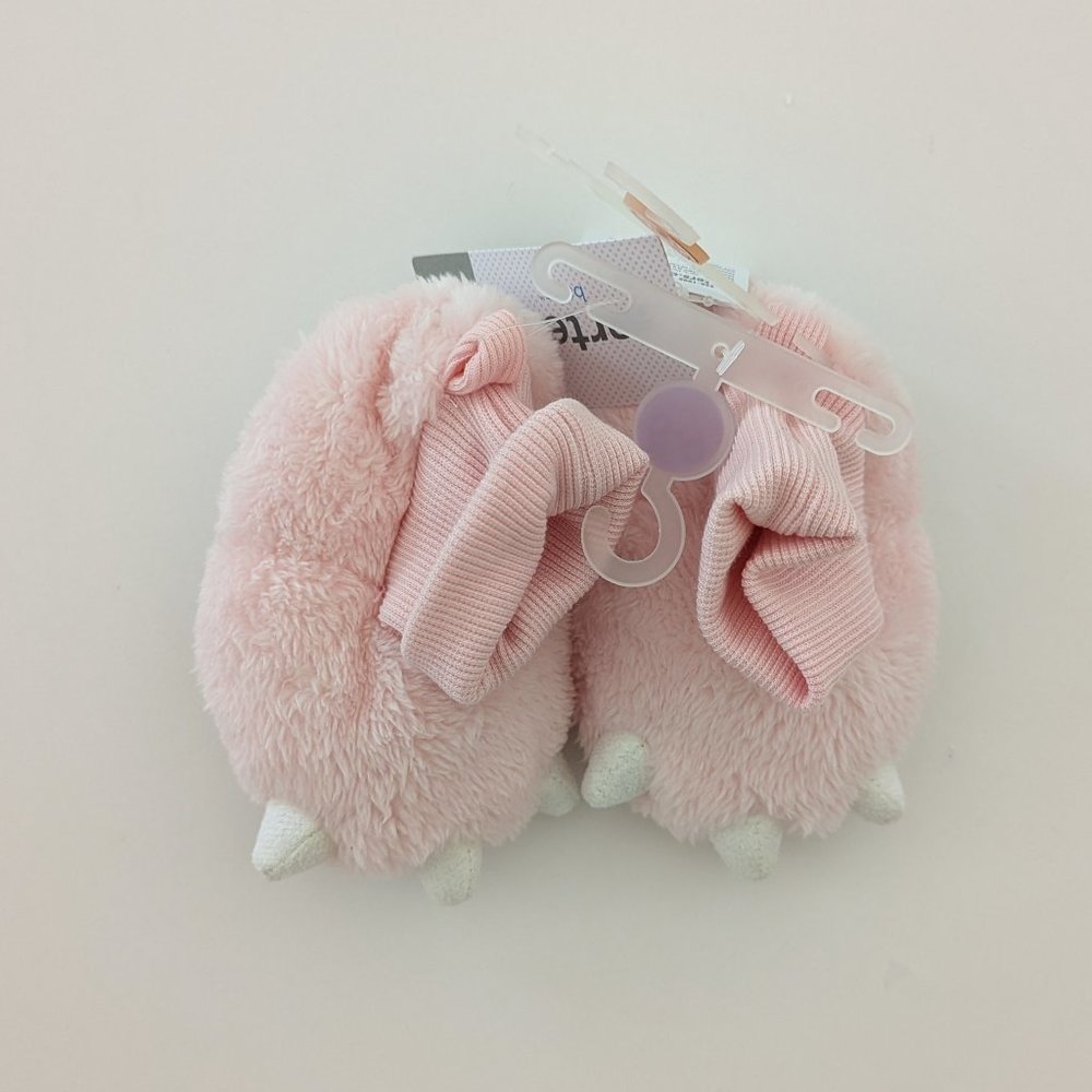 Carter's pink dinosaur slippers baby 6-12 m